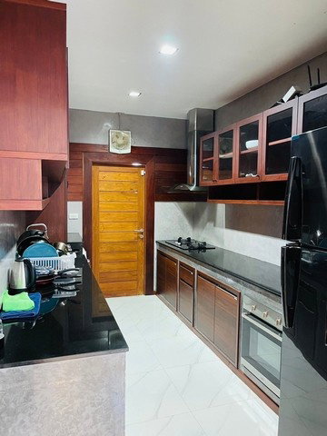 รูป บ้านพูลวิลล่าสไตล์โมเดิร์นให้เช่า – ห้วยใหญ่ พัทยา 3 ห้องนอน | 3 ห้องน้ำ 60,000 บาท/เดือน - รูปที่ 13/18