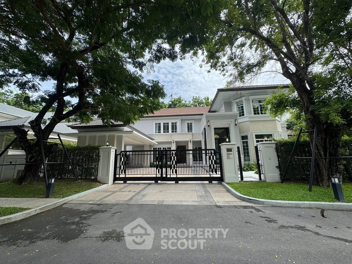 รูป บ้านเช่า 4 ห้องนอน ในโครงการ Granada Pinklao-Petchkasem บางแค (ID 2141569) - รูปที่ 1/34
