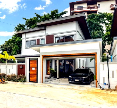 บ้านเดี่ยว ชลบุรี : บ้านพูลวิลล่า – ใจกลางเมืองพัทยา ฝั่งทะเล 4 ห้องนอน 5 ห้องน้ำ ราคาขาย: 23,900,000 บาท