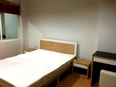 Condos for rent : For rent Life @ Ratchada - Huaikwang Ready to move in (DSL2155)