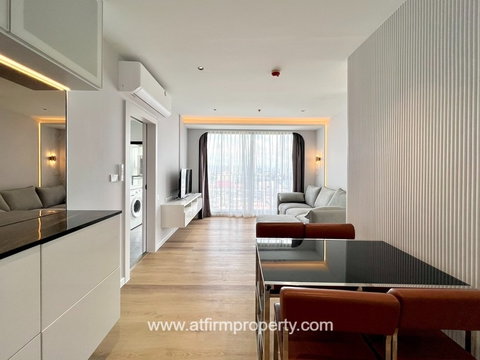💥💥ขาย Condo The Tree Interchange 2B2B 58 ตร.ม.ตึก A ชั้น 14 ห้องสวย รีโนเวทใหม่ น่าอยู่มาก!! ใกล้ MRT เตาปูน สนใจ LINE: @atfirm💥💥