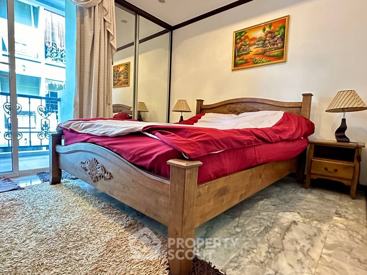 รูป คอนโด 2 ห้องนอน 86 ตร.ม. สำหรับขาย โครงการ Siam Oriental Twins Pratumnak พราตำมะนาค (ID 1906903) - รูปที่ 7/12