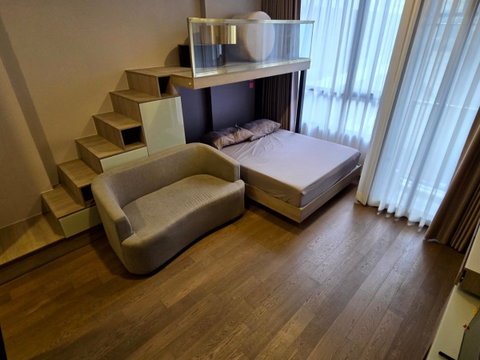 Park Origin Phayathai【𝐑𝐄𝐍𝐓】🔥Soft wood tones mixed with modern touches make everyday life easier.🔥  Contact Line ID: @hacondo