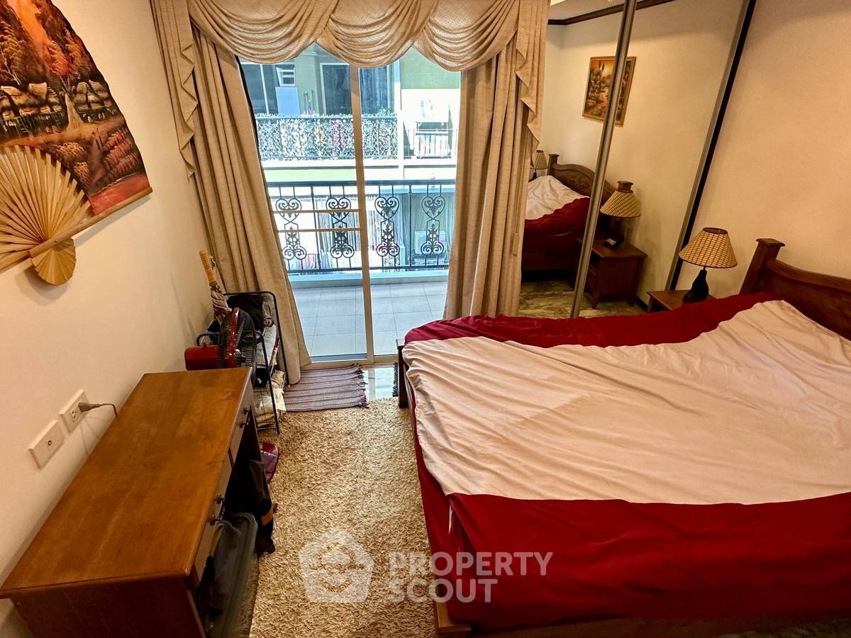 รูป คอนโด 2 ห้องนอน 86 ตร.ม. สำหรับขาย โครงการ Siam Oriental Twins Pratumnak พราตำมะนาค (ID 1906903) - รูปที่ 8/12