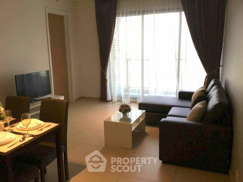 2-BR Condo at The Lofts Ekkamai, 200m to BTS Ekkamai (ID 711676)