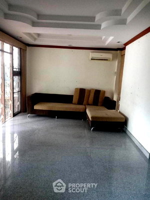บ้านเดี่ยว วี มาร์เก็ต ลาดกระบัง : บ้านเดี่ยว 3 ห้องนอน ใกล้สนามบินสุวรรณภูมิ เขตลาดกระบัง (ID 1540573)