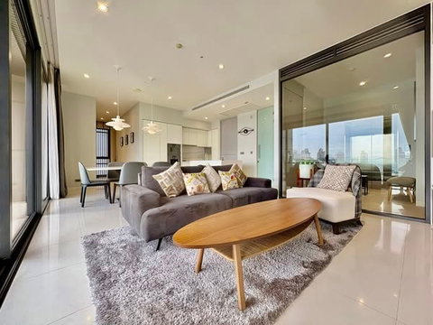 เช่าคอนโด Vittorio Sukhumvit 39/ วิตโตริโอ สุขุมวิท 39 (F6809010)  ID Line : @condo44
