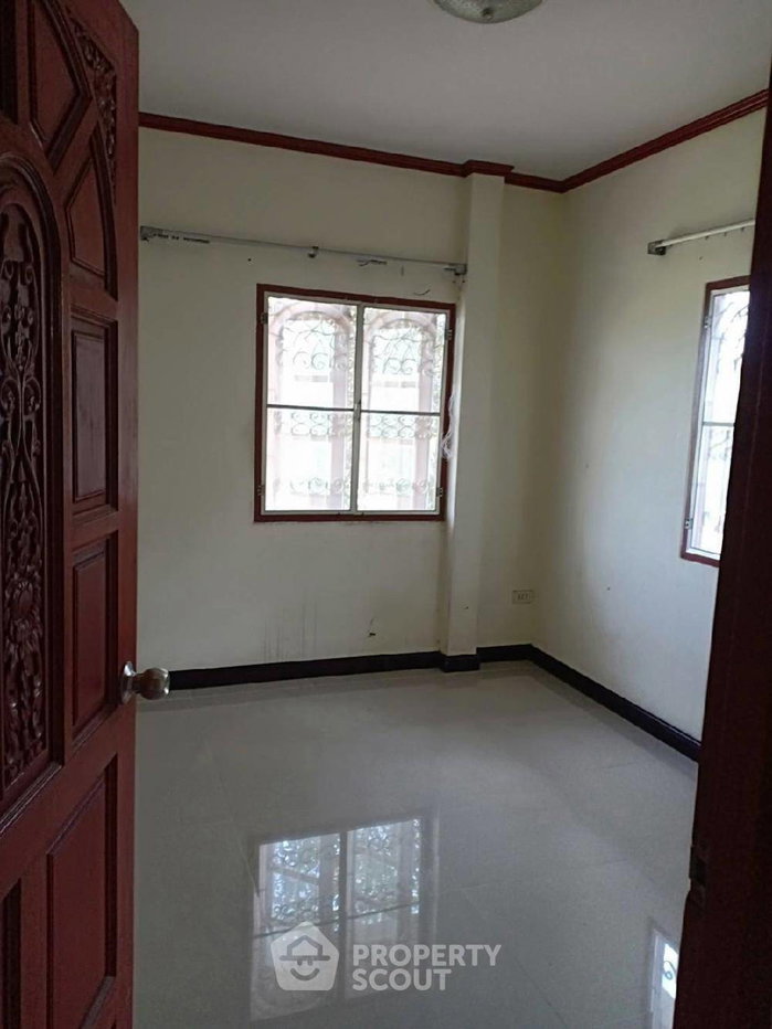 รูป บ้านเดี่ยว 3 ห้องนอน ใกล้สนามบินสุวรรณภูมิ เขตลาดกระบัง (ID 1540573) - รูปที่ 11/11