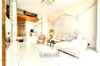 Houses for sale Tesco Lotus Extra Rama 4 : 3 Bed 4 Bath 580 SQ.M Heart Ekkamai Soi 10