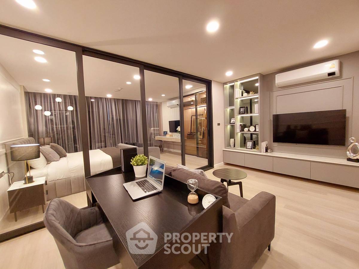 picture 1-BR 56 Sqm Condo For Sale At Hyparc Hangdong, Chiang Mai (ID 1111033) - 8/12