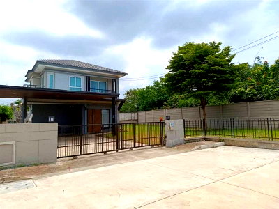 ขายบ้านเดี่ยว : ขาย เดอะ แพลนท์ ฉลองกรุง(แปลงมุม) เลขที่ 78/102