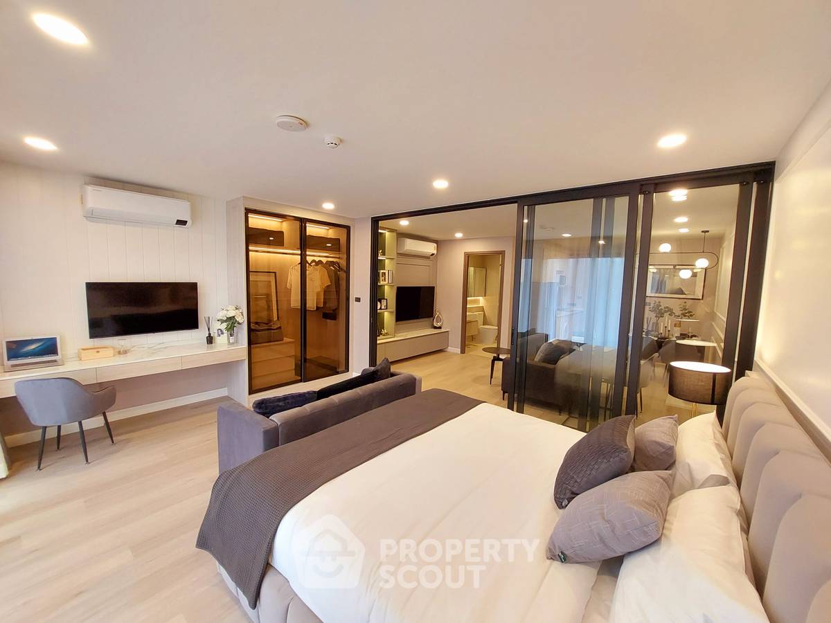 picture 1-BR 56 Sqm Condo For Sale At Hyparc Hangdong, Chiang Mai (ID 1111033) - 2/12
