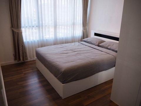 P-41098 คอนโดฯ 1 ห้องนอนวิวเมือง สวยพร้อมอยู่ ใกล้ BTS พระโขนง 2.8 ล้าน | Line Id @easythaihome | 085-592-2897