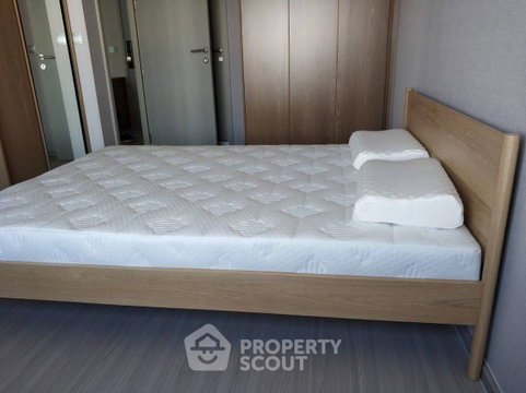 44th-Floor 2-BR Condo At Life Ladprao Near BTS Ha Yaek Lat Phrao (ID 2085844)