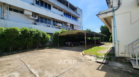 ขายโรงงาน/โกดัง/ทีดินพร้อมสิ่งปลูกสร้าง ลาดพร้าว 64 สุทธิสารวินิจฉัย รัชดาภิเษก รหัส 00155699