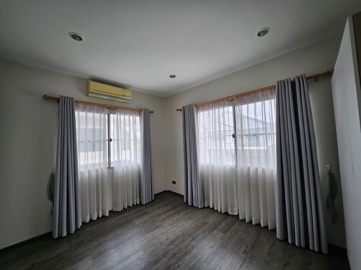picture Chaiyapruek Pinklao - Sathorn - 13/16