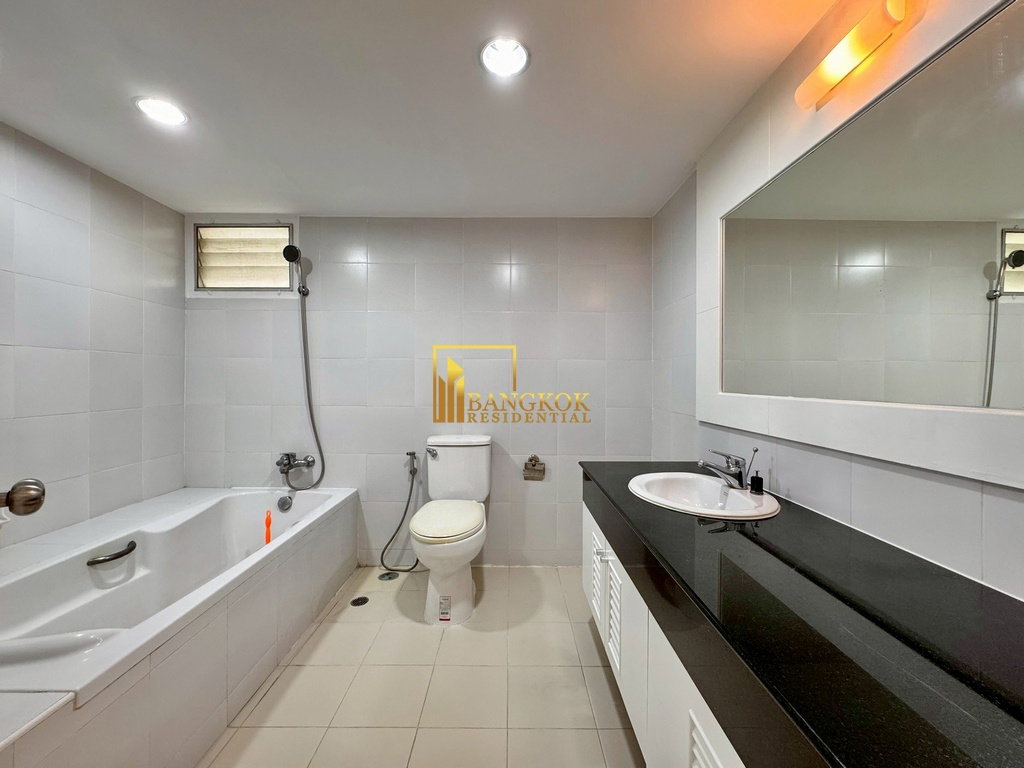 picture Regent on the Park 3 | Expansive 3 Bed Condo in Phrom Phong - BR6596CD - 21/46