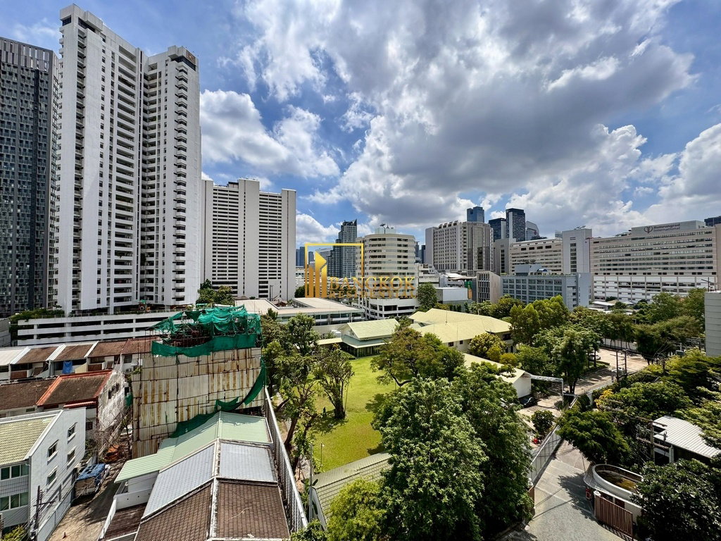 รูป Tower Park | Modernized 3 Bedroom Condo in Nana Area - BR9093CD - รูปที่ 4/53