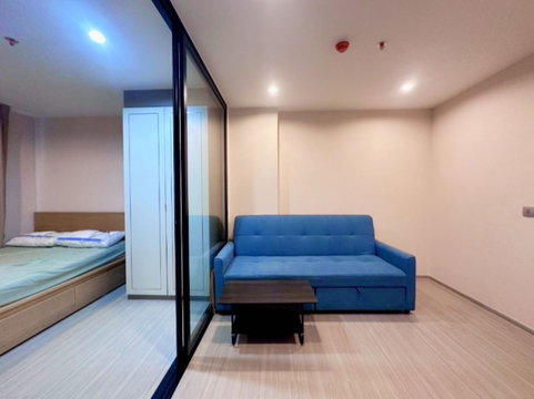 M1354 Condo for rent at Aspire Erawan Prime. Beautiful room, fully furnished, washing machine included. Special price.