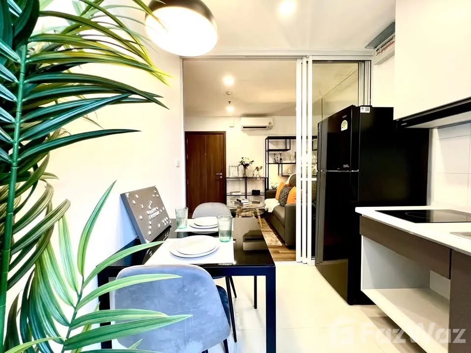 picture The Base Sukhumvit 77 – Near BTS On Nut 5720514 - 5/25