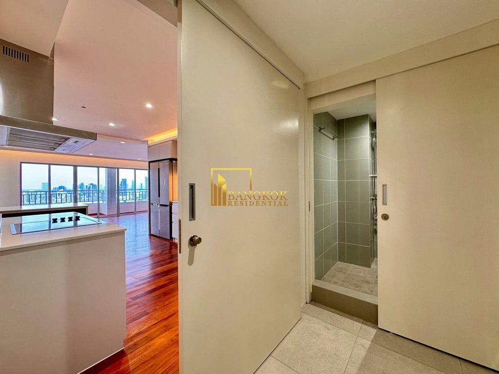 รูป Sathorn Park Place - Spacious 3 Bedroom Condo For Rent - BR60469CD - รูปที่ 32/44