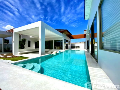 Houses for sale Don Jom Tao Road Phuket : Brand New 4 Bedroom Pool Villa 5706111