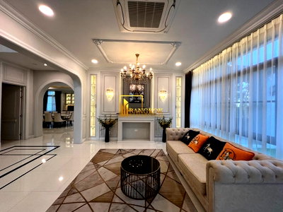 บ้านเดี่ยวให้เช่า : Nantawan Rama 9-Krungthepkreetha | Exquisite 5 Bedroom Luxury House For Rent - BR28261SH