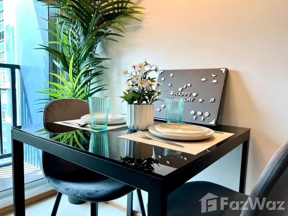 picture The Base Sukhumvit 77 – Near BTS On Nut 5720514 - 4/25