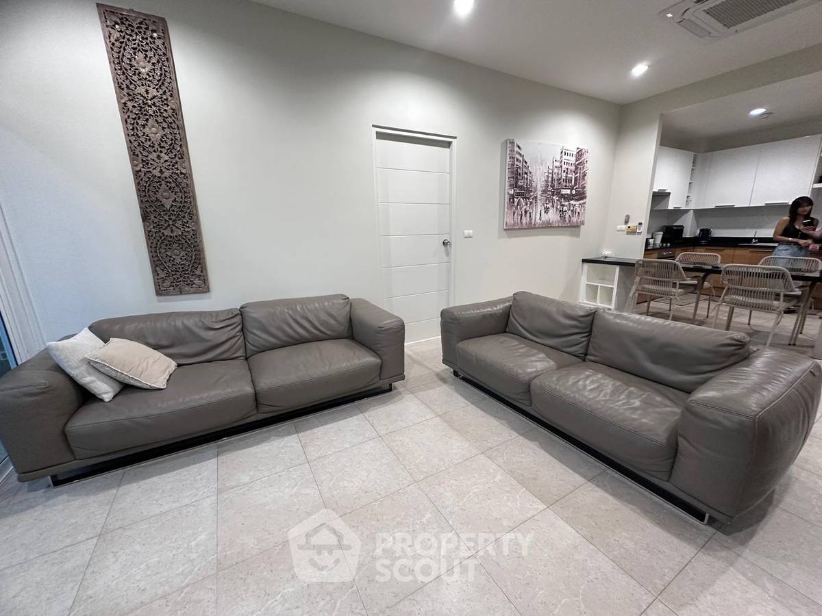 picture Pet-Friendly 3-BR 127 Sqm Condo For Sale, Karon Hill Residence (ID 2281657) - 4/30