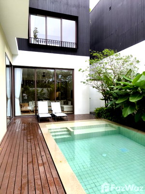 Houses for sale Thalang Phuket : 3 bedroom villa for sale in Villa QABALAH complex. 1732648