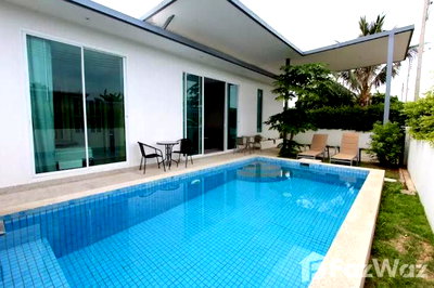 Houses for sale Hua Hin Bus Station : 2 Bedroom Villa for sale at Milpool Villas  29992