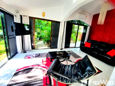Houses for rent Wiset Road Phuket : 2 Bedroom Villa for rent in Rawai, Phuket  5346073