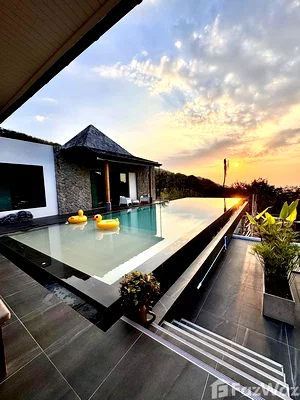 Houses for sale : 6 Bedroom Villa for sale in Karon, Phuket  5577171