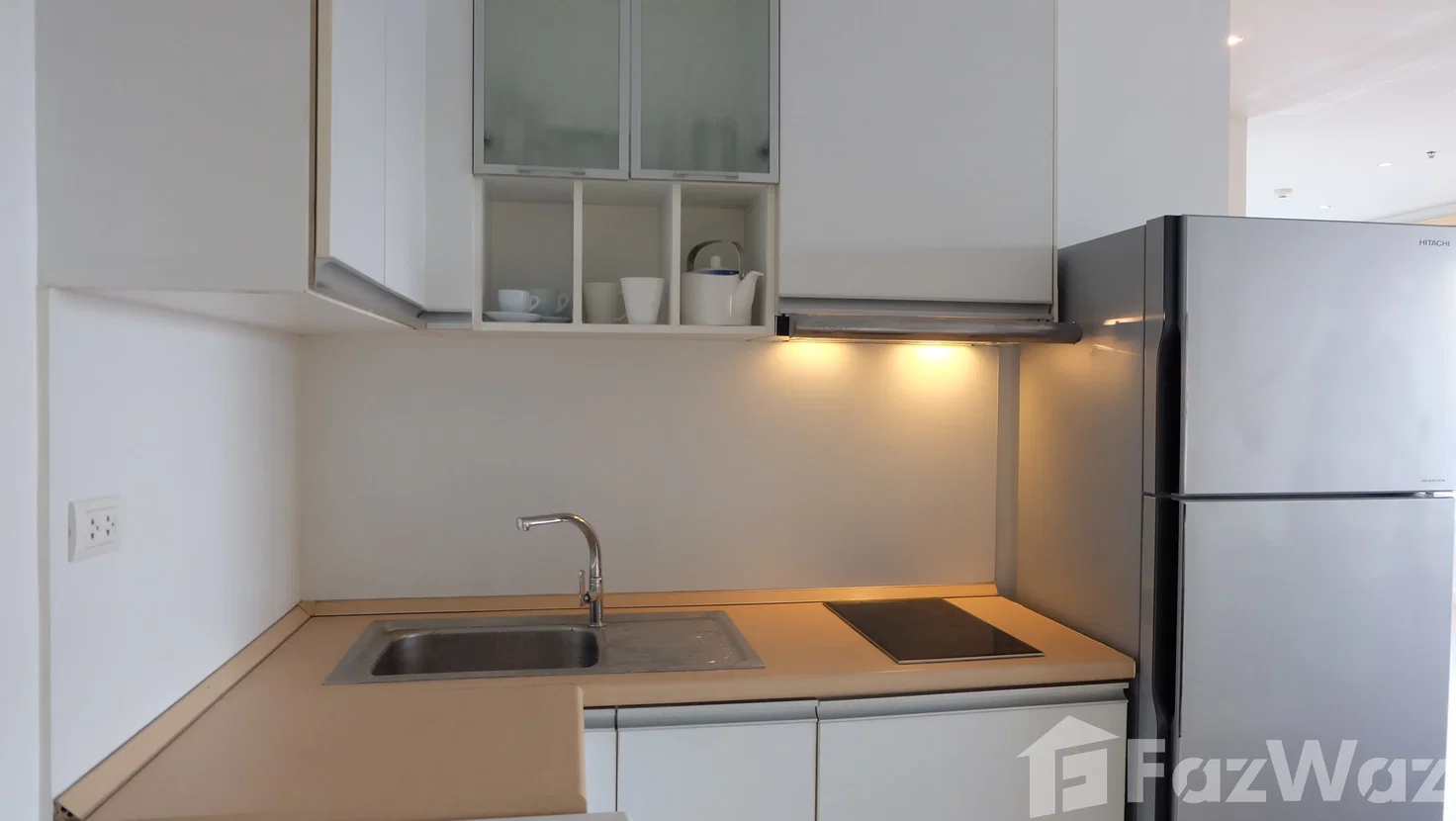 picture Spacious top floor corner unit 1698318 - 9/9