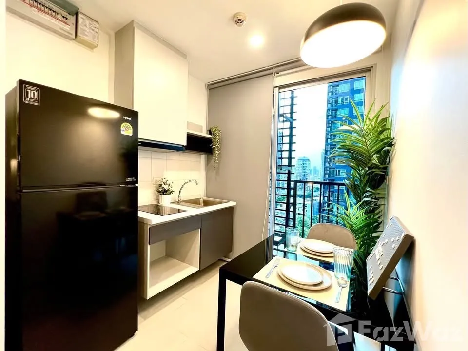 picture The Base Sukhumvit 77 – Near BTS On Nut 5720514 - 7/25