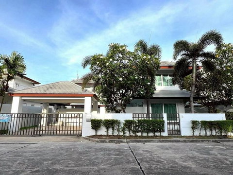 Luxury detached house for sale, Sea Breeze Villas Pattaya project, Bang Lamung, Chonburi