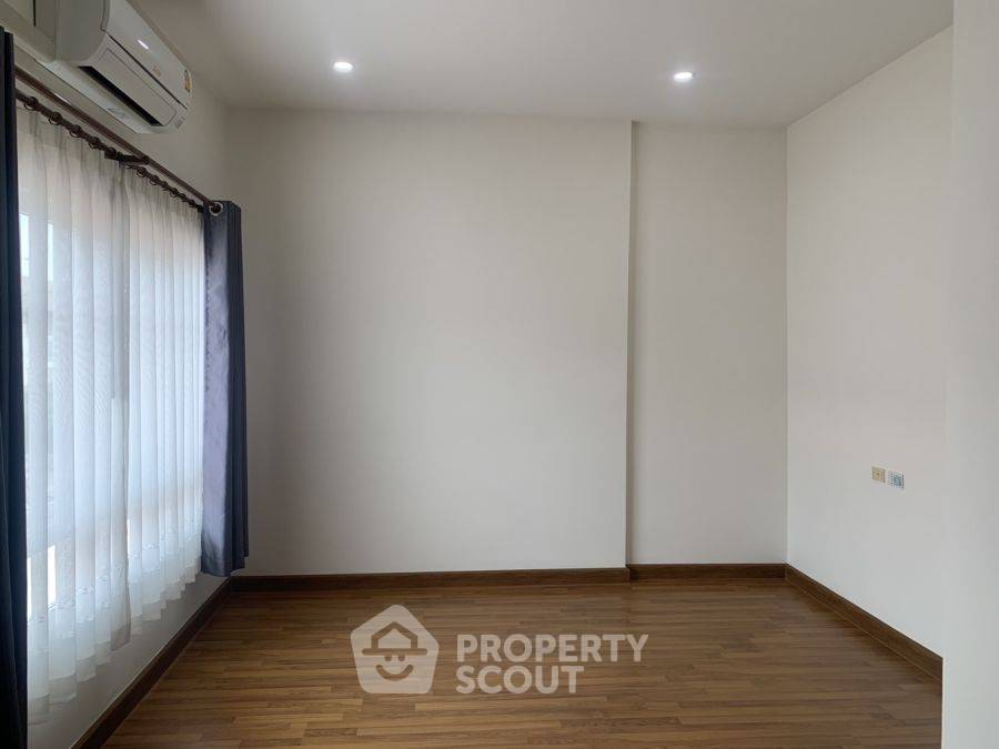 รูป ทาวน์โฮม 4 ห้องนอน ขาย The Passage Ramintra-Khubon เขตบางชัน คลองสามวา (ID 2317591) - รูปที่ 2/10