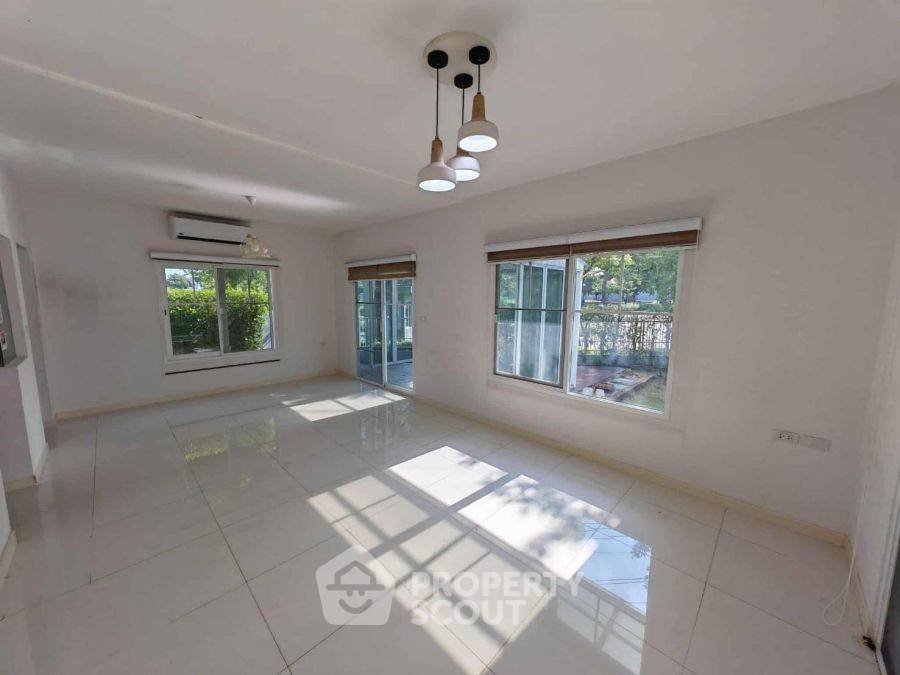 รูป บ้าน 3 ห้องนอน ขายที่ Villaggio Pinklao-Salaya ใกล้ศาลากลาง (ID 2317528) - รูปที่ 7/9