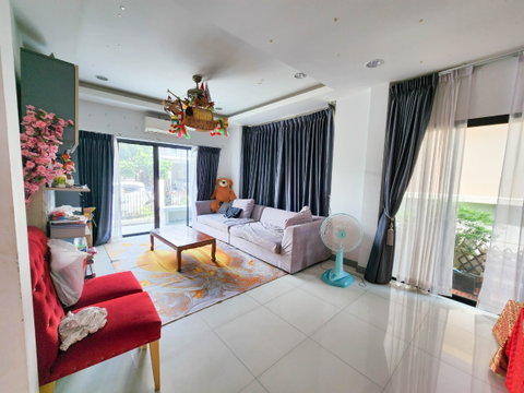 Srisuk Village – Spacious 2-Storey House with 5 Bedrooms and 3 Bathrooms, on a 78 sq.w. plot. Prime location with convenient access to Rama 2 Road