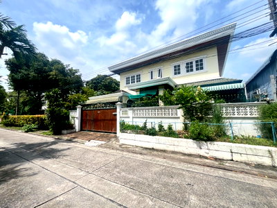 บ้านเดี่ยว ถนนสุขุมวิท : LTH13255 – House/Land for Sale | Pridi 26 | 62 sq.w. | Approx 247 sqm | 3 Beds 2 Baths | 21.7 MB | Near BTS Phra Khanong | บ้านพร้อมที่ดินขาย ปรีดี 26