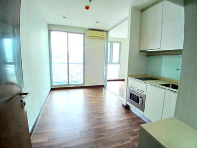 ขายคอนโด : ขาย คอนโด ชีวาทัย อินเตอร์เชนจ์ ห้องไม่เคยอยู่ Tel.0999983897