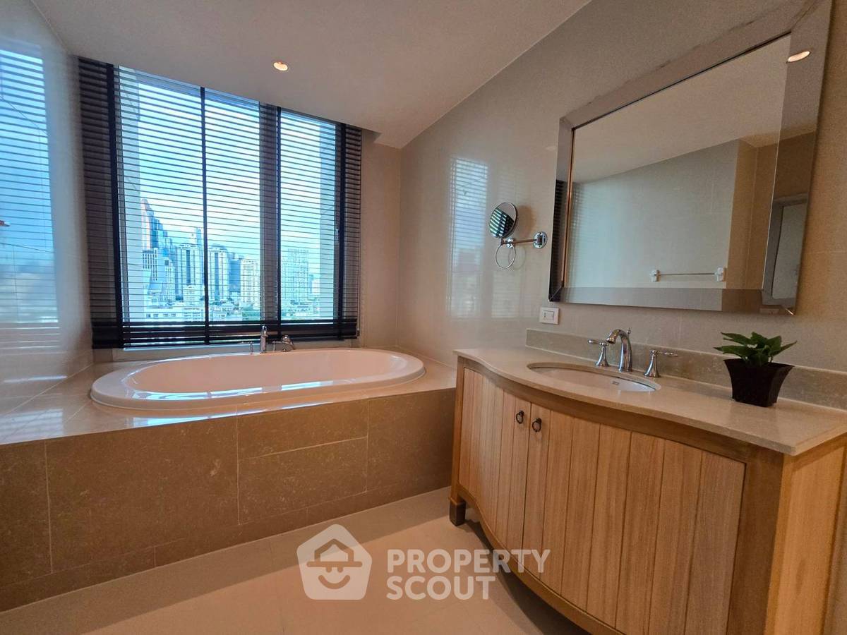รูป คอนโด 3 ห้องนอน 157 ตร.ม. ขาย The Empire Place ใกล้ BTS เซนต์หลุยส์ 400 ม. (ID 2316032) - รูปที่ 19/25