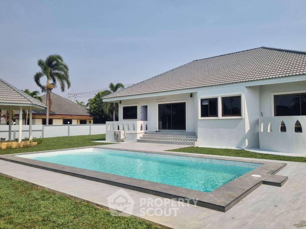 picture 3-BR Villa For Sale Near Bangsaray, Sattahip, Chon Buri (ID 2017748) - 11/19