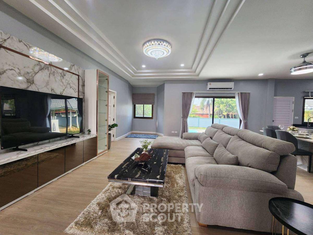 picture 3-BR Villa For Sale Near Bangsaray, Sattahip, Chon Buri (ID 2017748) - 14/19