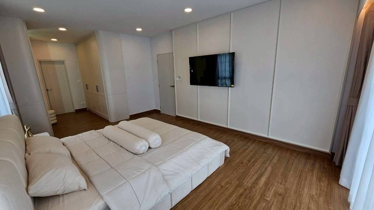 รูป 🍃OwPupae230925🍃 ✨ Ready to move in   ขาย  บ้านหรู พร้อมอยู่ หมู่บ้าน Centro บางนา  เฟส 2 ✨ - รูปที่ 8/14