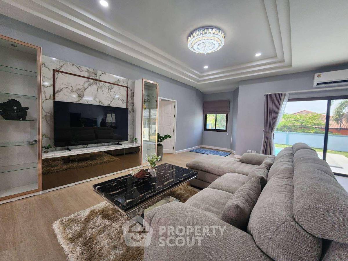 picture 3-BR Villa For Sale Near Bangsaray, Sattahip, Chon Buri (ID 2017748) - 12/19