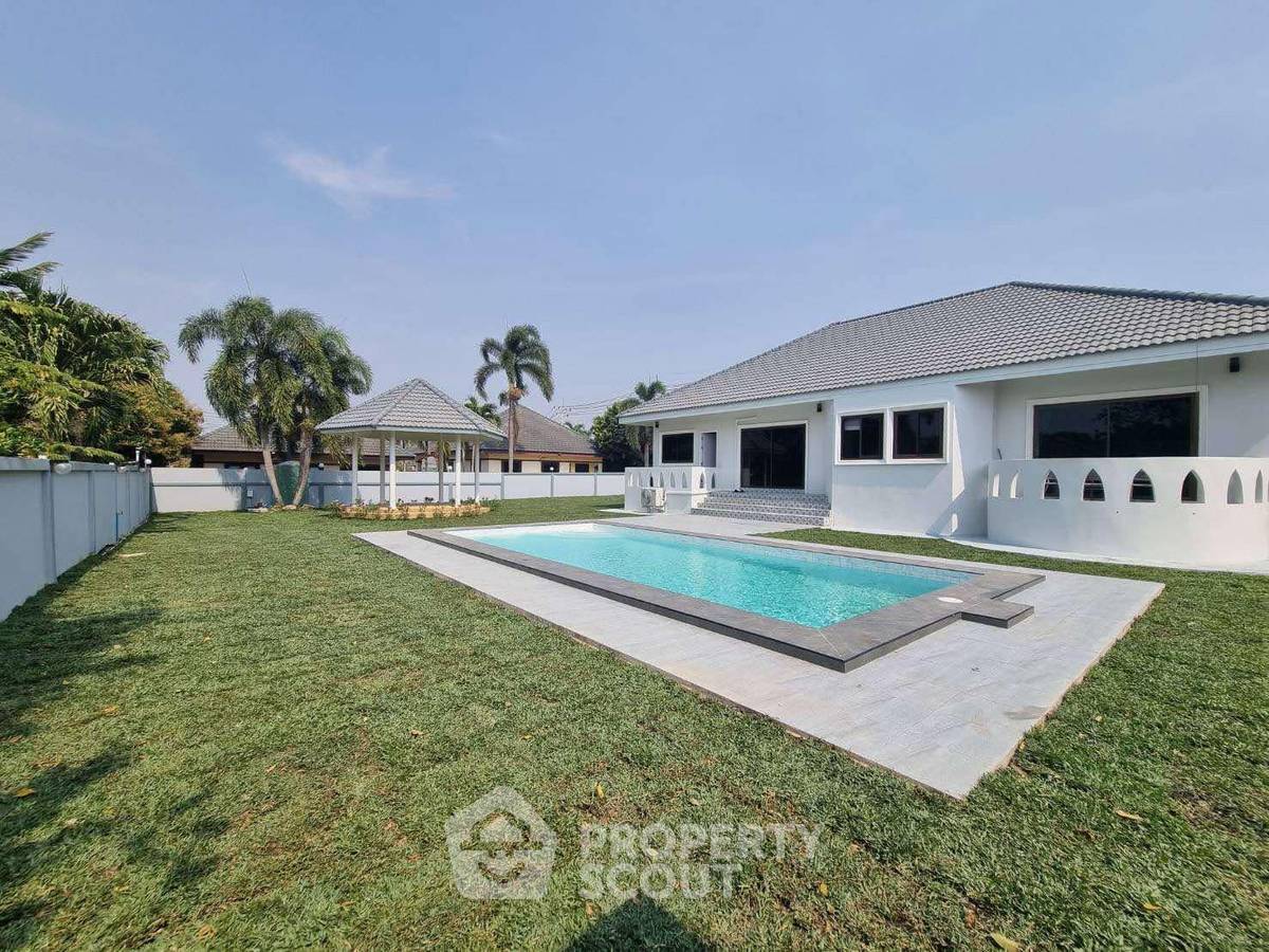 picture 3-BR Villa For Sale Near Bangsaray, Sattahip, Chon Buri (ID 2017748) - 1/19