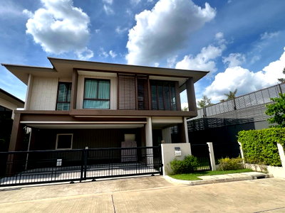 บ้านเดี่ยวให้เช่า : 🏡#OL2307_055 🏡𝗙𝗼𝗿 𝗥𝗲𝗻𝘁 1️⃣6️⃣0️⃣k.🔥🔥 📌✨บ้านหรูสวย พร้อมอยู่📌✨ 🏡บ้านเดี่ยวโครงการ บุราสิริกรุงเทพกรีฑา