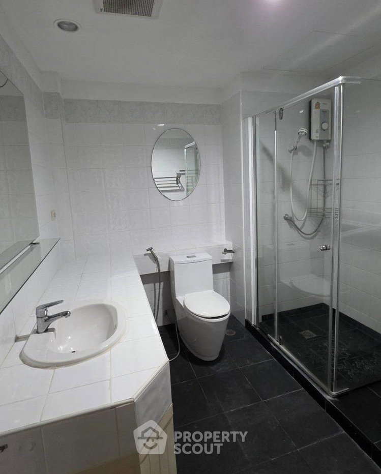 รูป คอนโด 1 ห้องนอน ชั้นสูง 28 81 ตร.ม. แอสโอก เพลส ใกล้ MRT สุขุมวิท 300 ม. (ID 2319252) - รูปที่ 11/13
