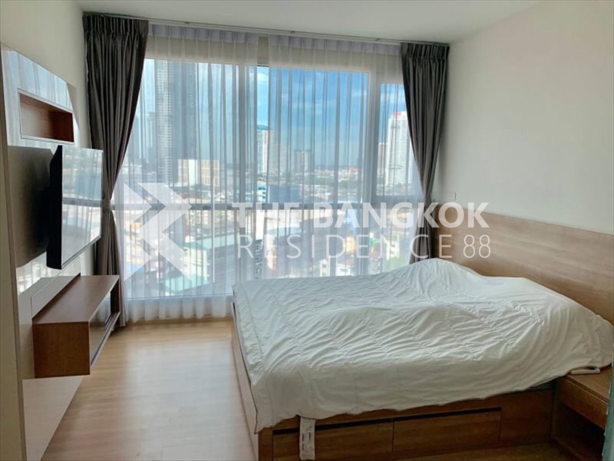 รูป 🌟ราคาคุ้มสุด,RHYTHM Sathorn ใกล้ BTS สะพานตากสิน - รูปที่ 3/13